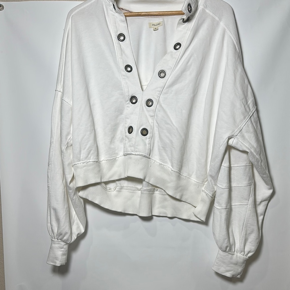 Urban Outfitters White V-Neck Sweater